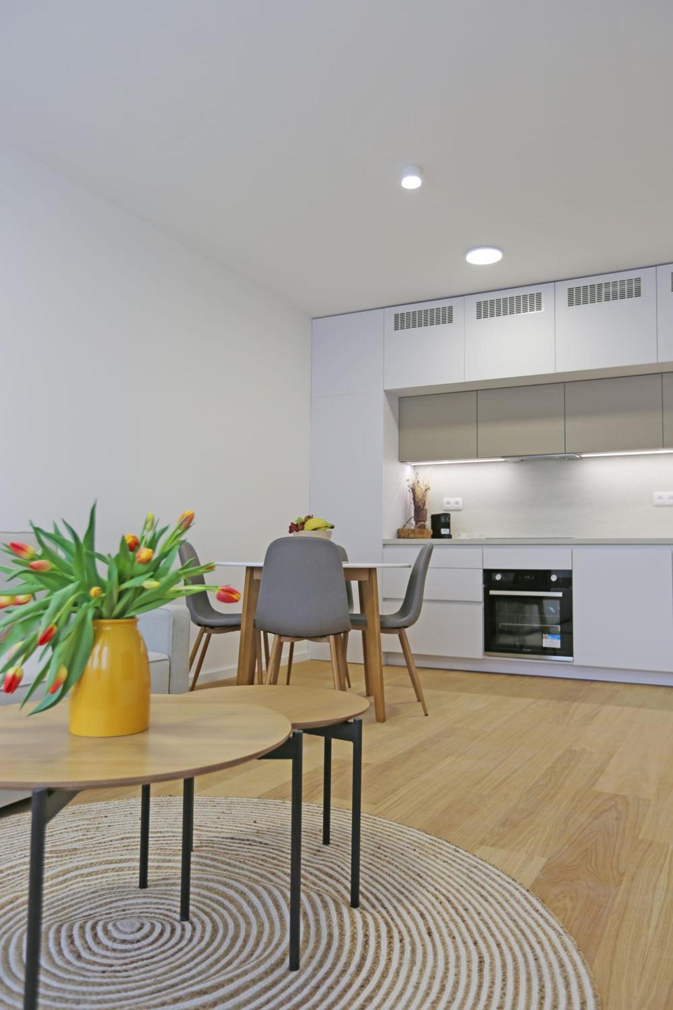 Aurora Apartments บราติสลาวา ภายนอก รูปภาพ