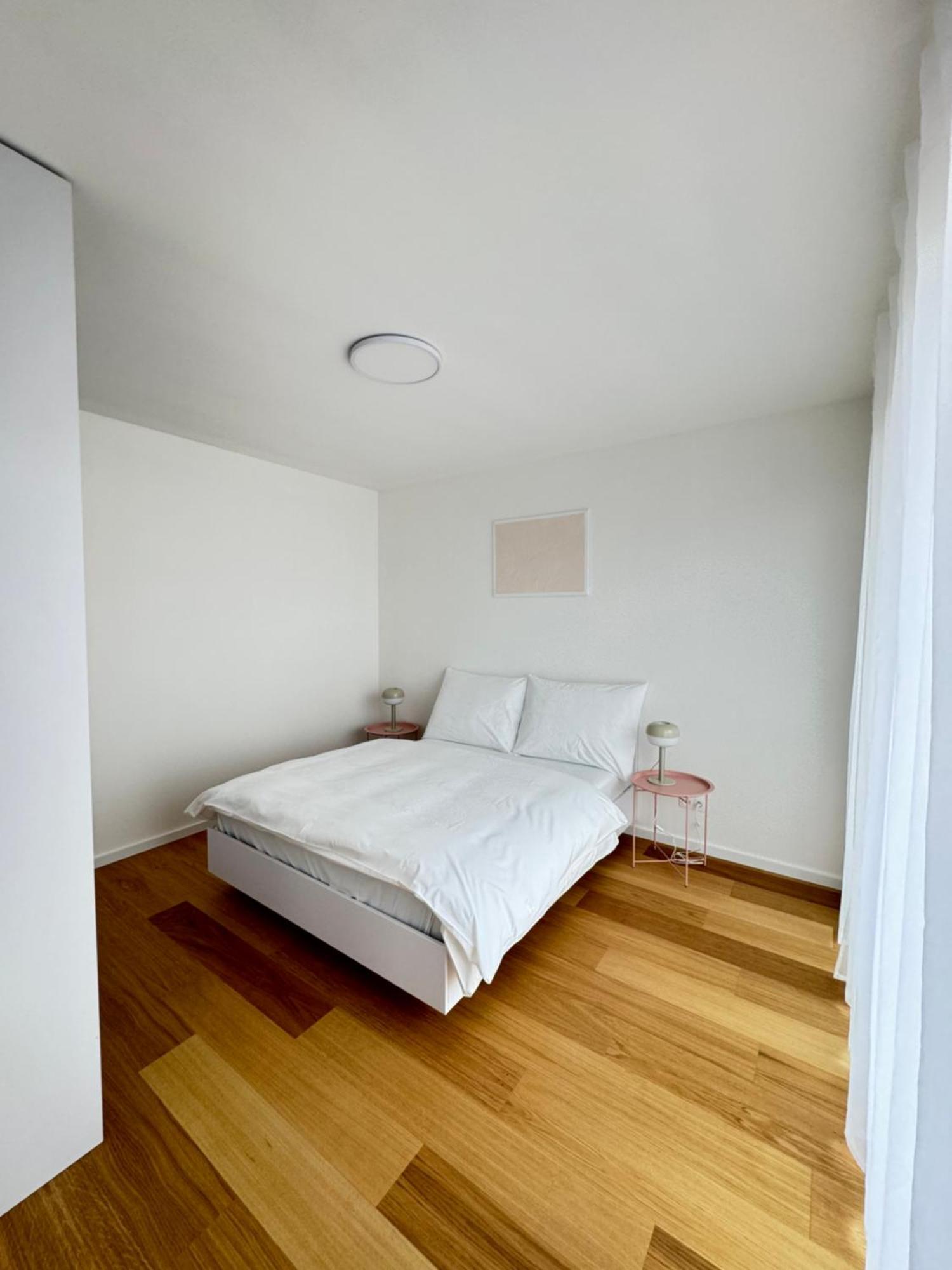 Aurora Apartments บราติสลาวา ภายนอก รูปภาพ