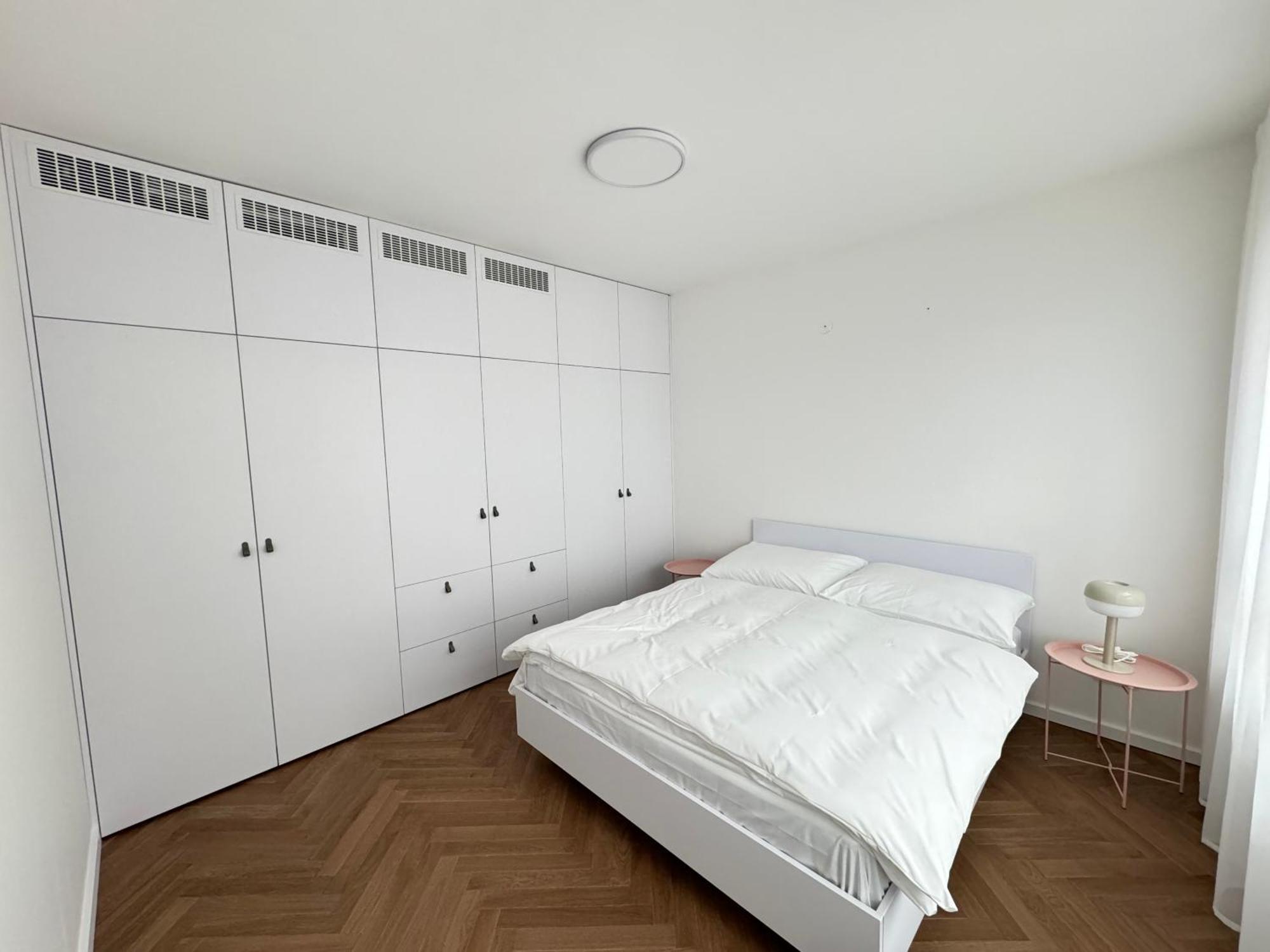 Aurora Apartments บราติสลาวา ภายนอก รูปภาพ