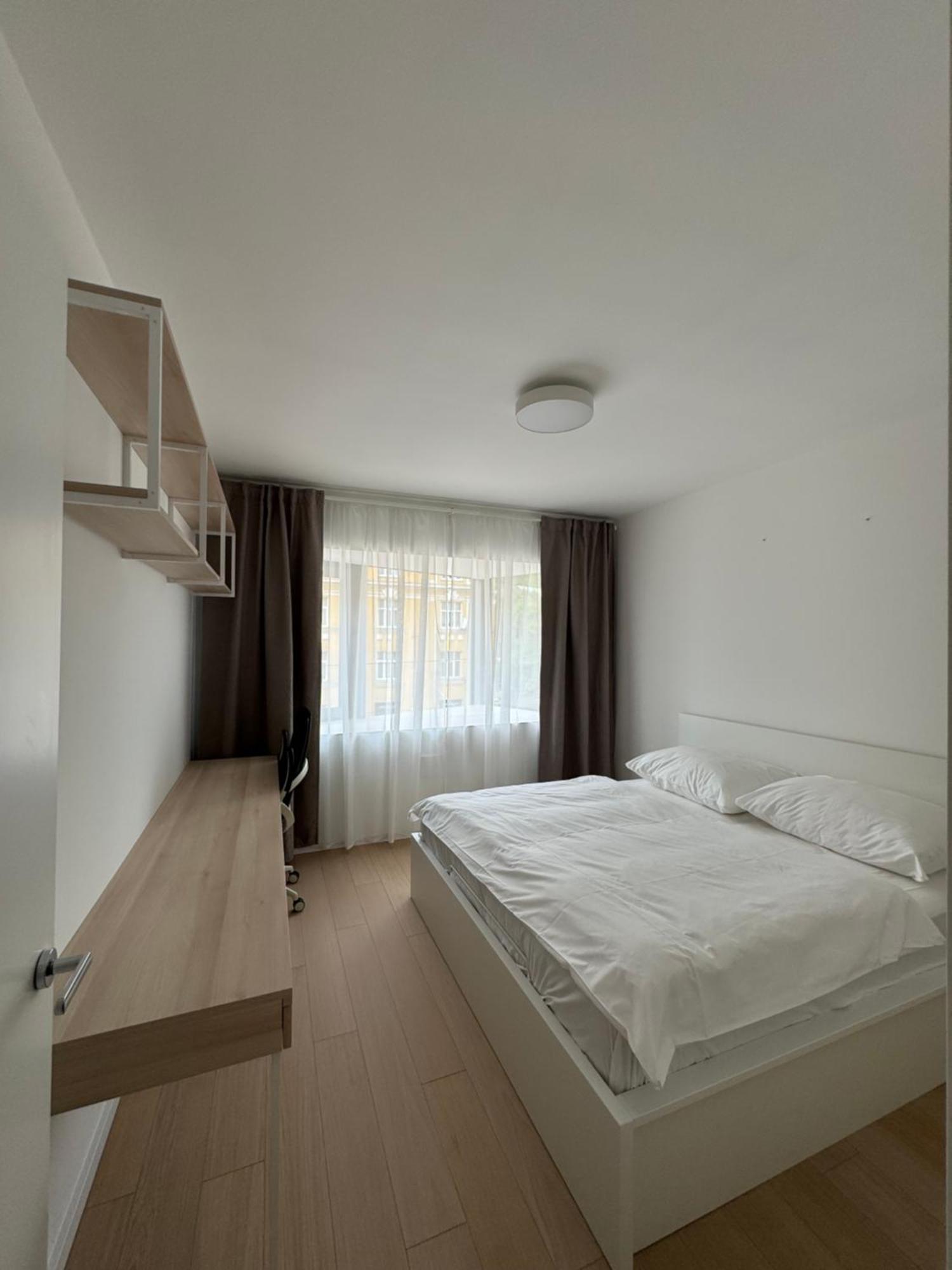 Aurora Apartments บราติสลาวา ภายนอก รูปภาพ